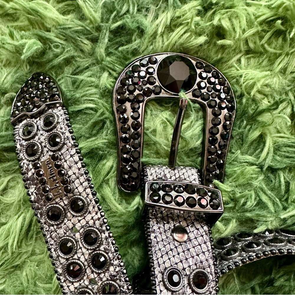 Like new black studded BB Simon belt - Picture 2 of 5